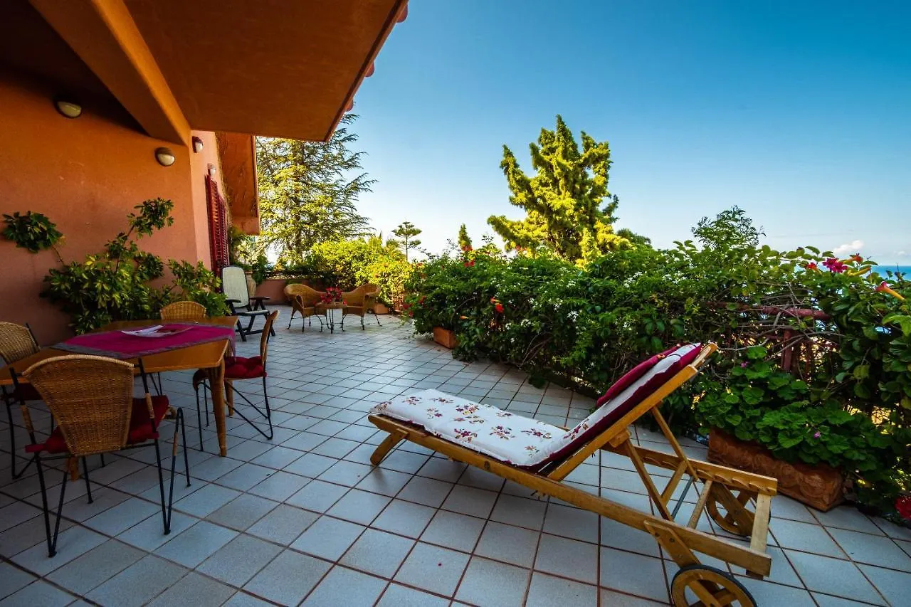 Villa Grazia Santo Stefano di Camastra 0*,  Italia